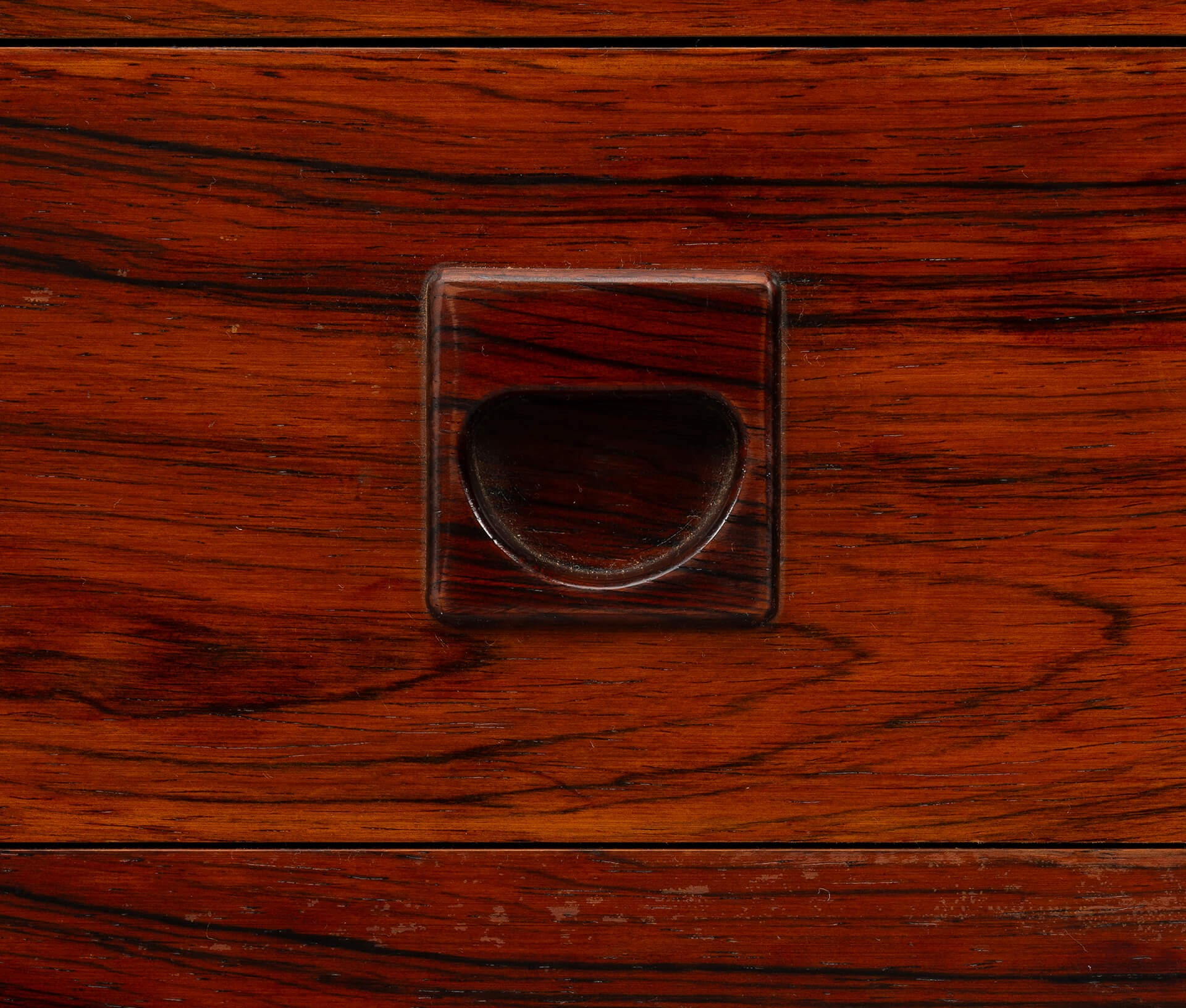CD24087-Chest-of-drawers-Rosewood-Brouer-Danish-Design-Furnip-5-bewerkt